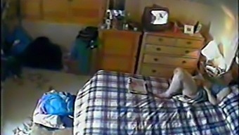 Cam